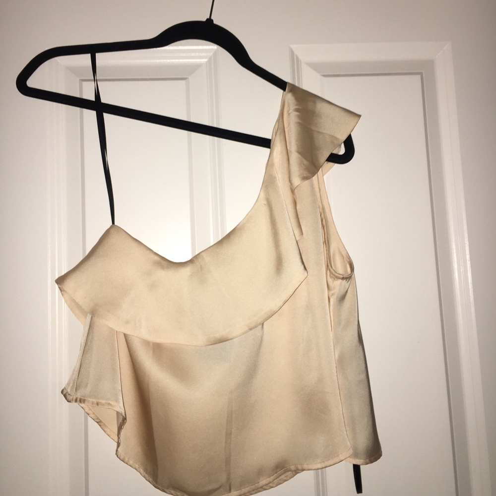 One shoulder ruffle top